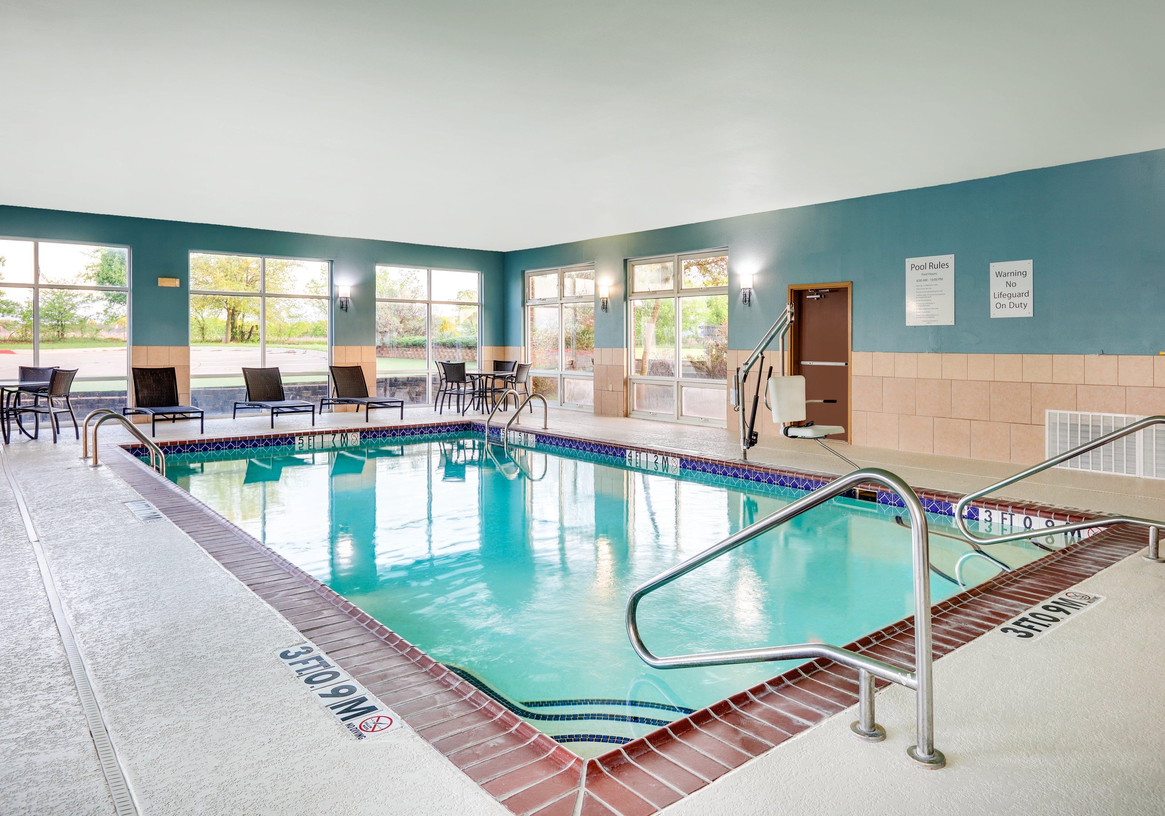 Holiday Inn Express Hotel & Suites Cleburne By Ihg Buitenkant foto