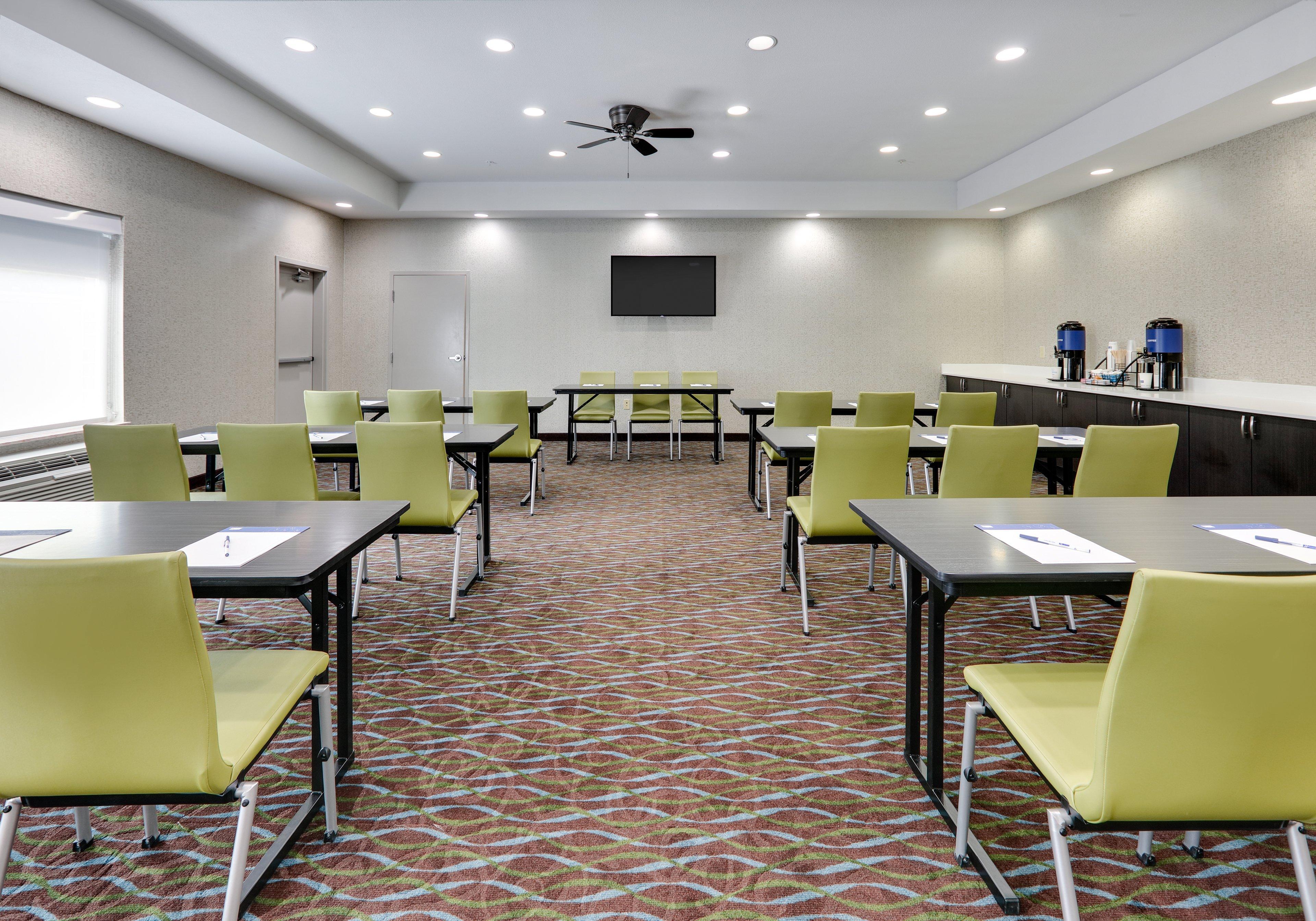 Holiday Inn Express Hotel & Suites Cleburne By Ihg Buitenkant foto