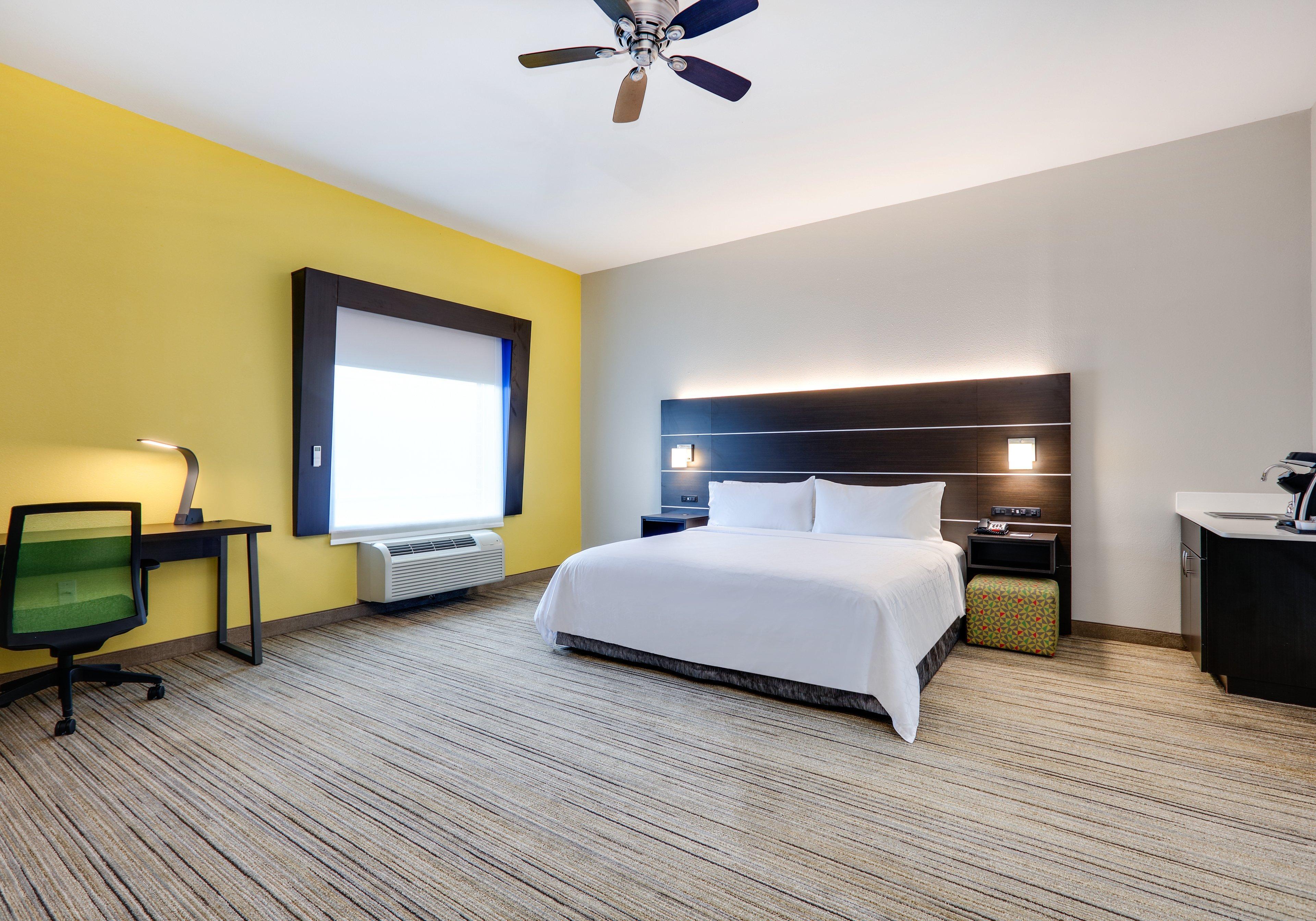 Holiday Inn Express Hotel & Suites Cleburne By Ihg Buitenkant foto